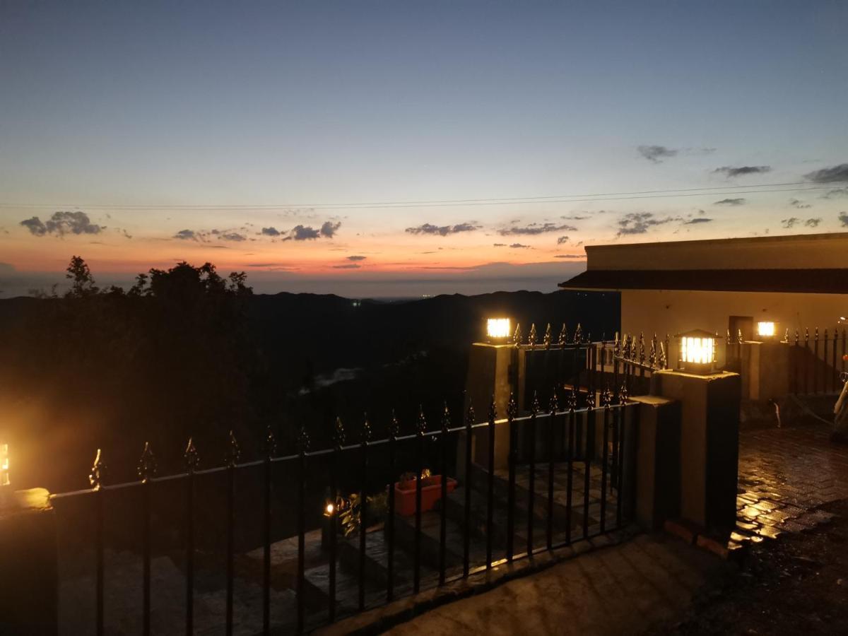 Villa By Mountain Homes- Lansdowne Dış mekan fotoğraf